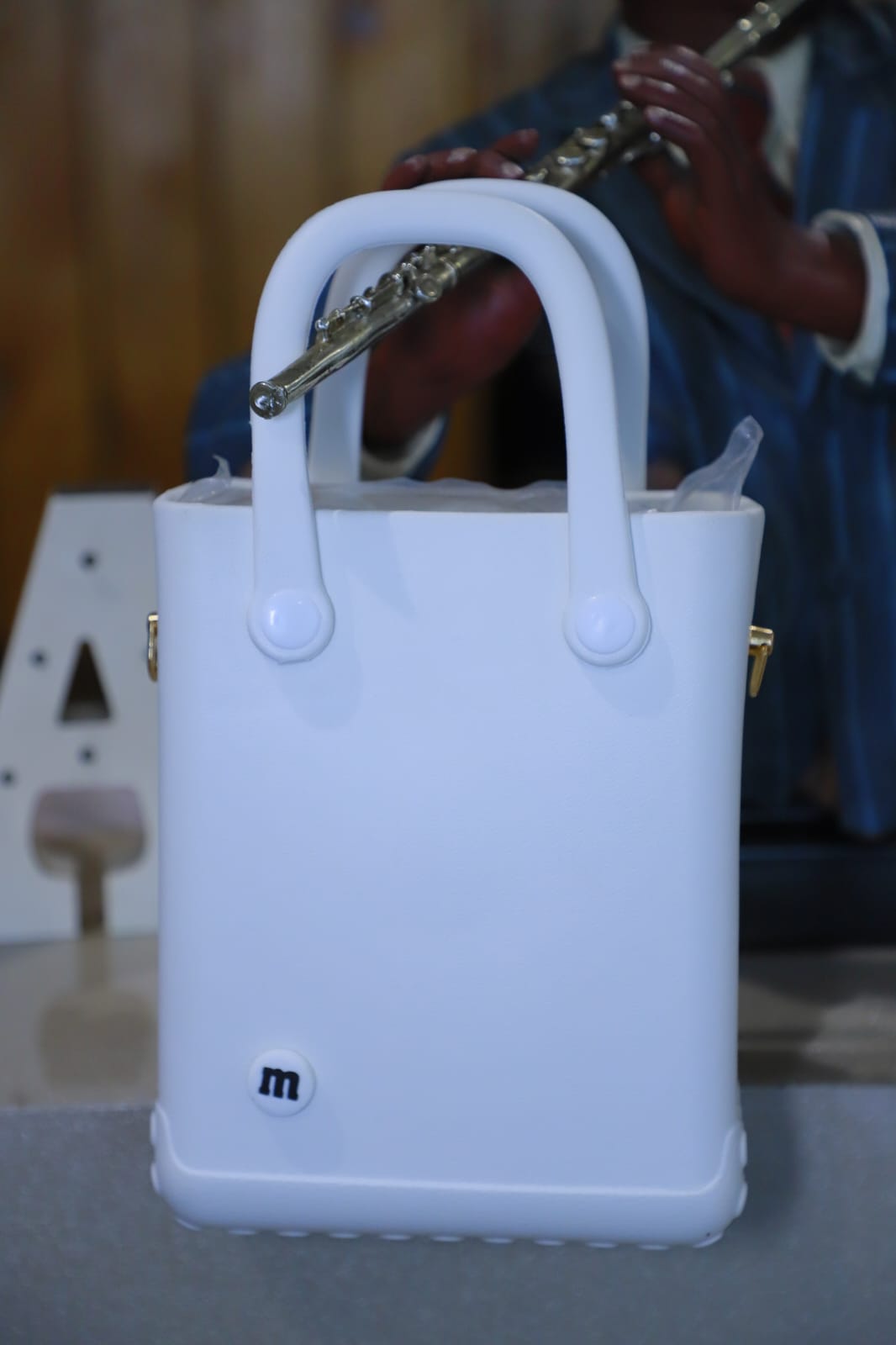 Crocs white sling bag