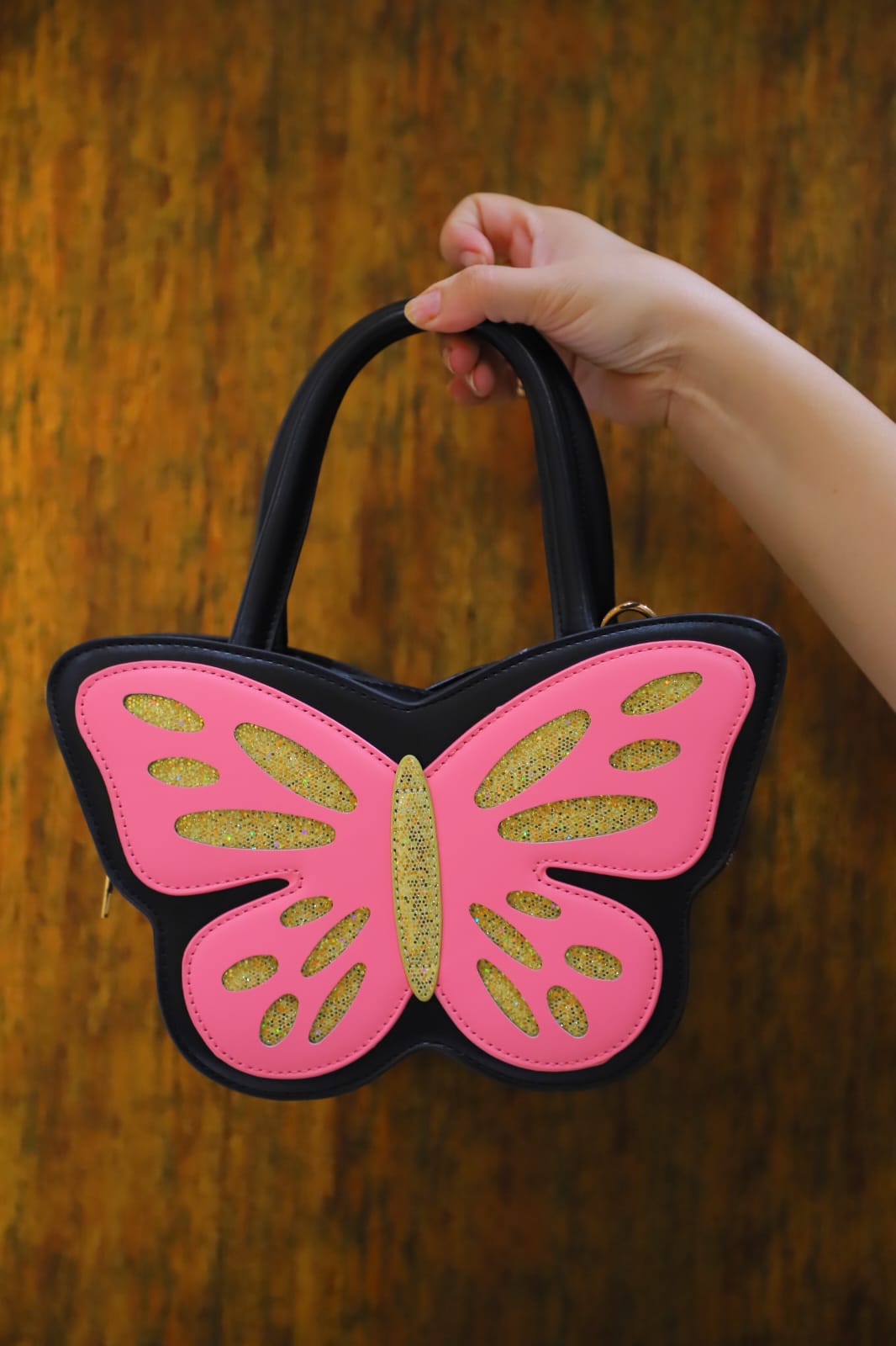 Butterfly clutch bag
