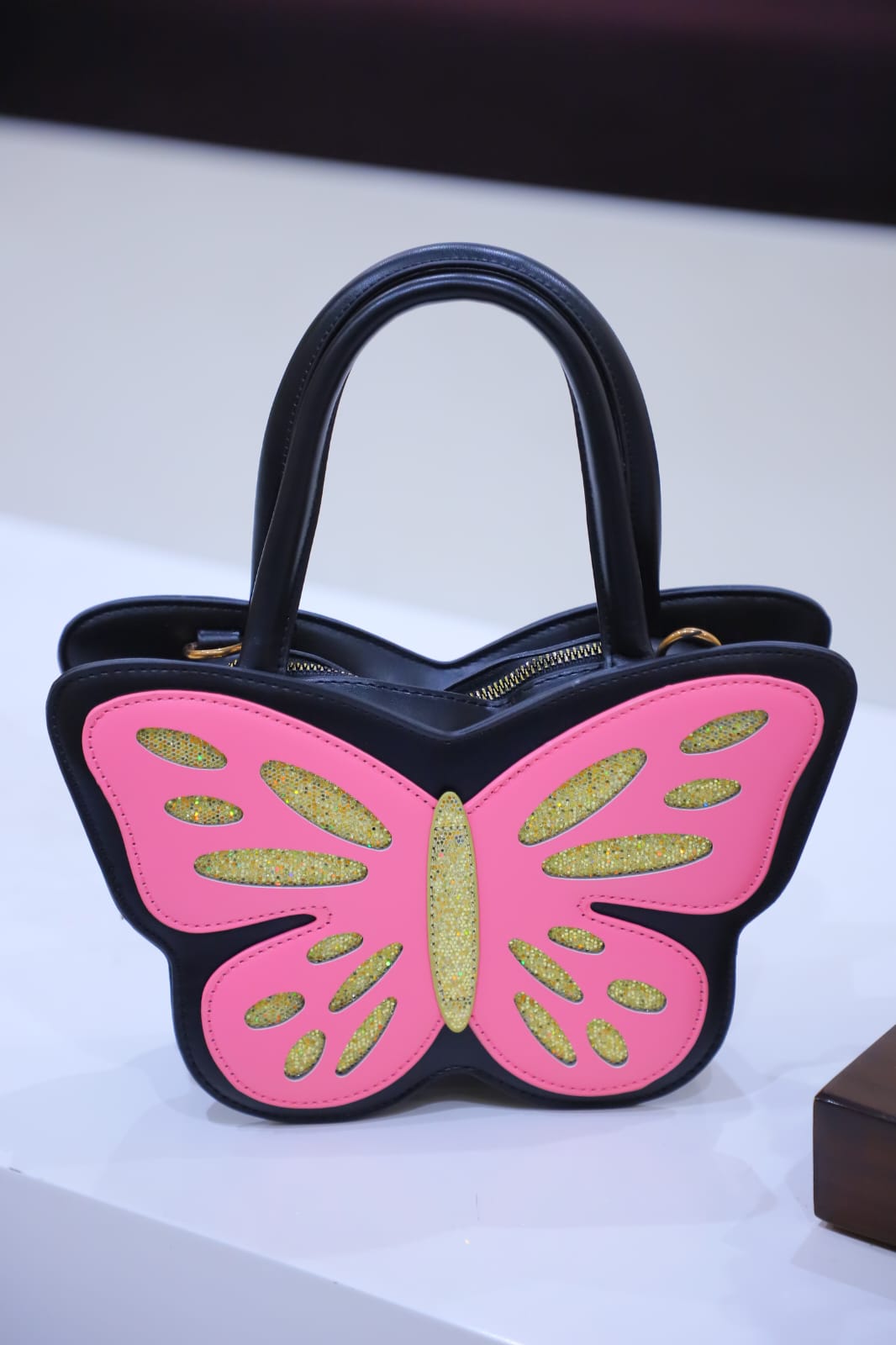 Butterfly clutch bag