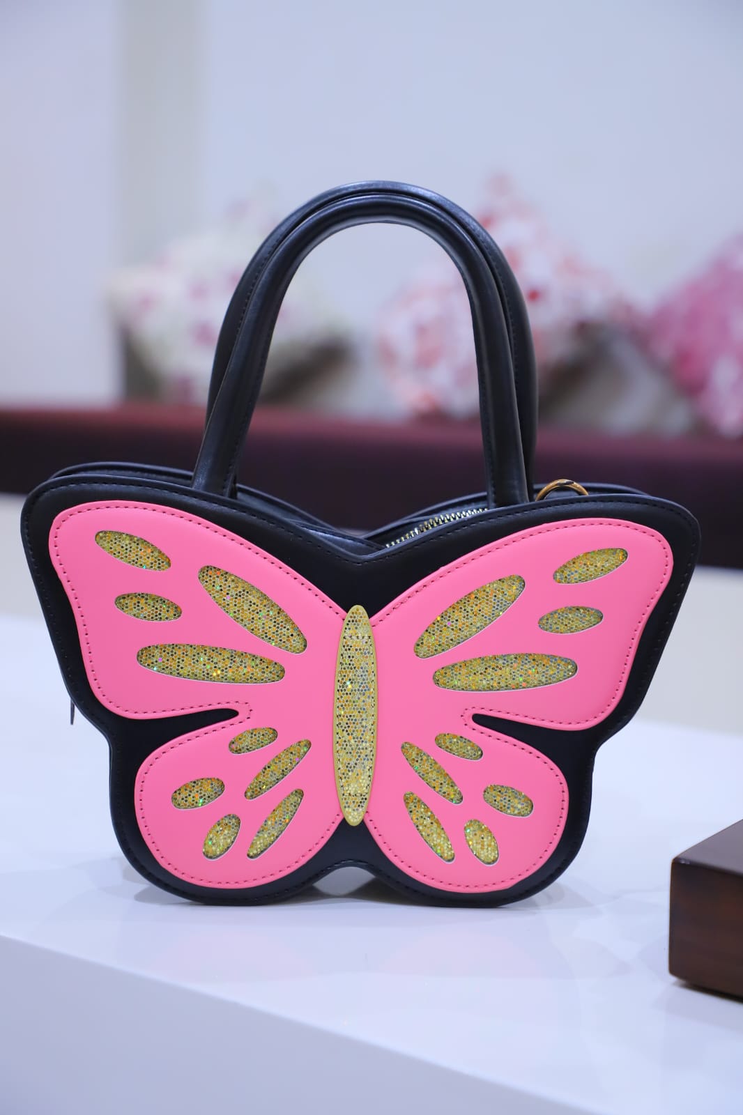 Butterfly clutch bag