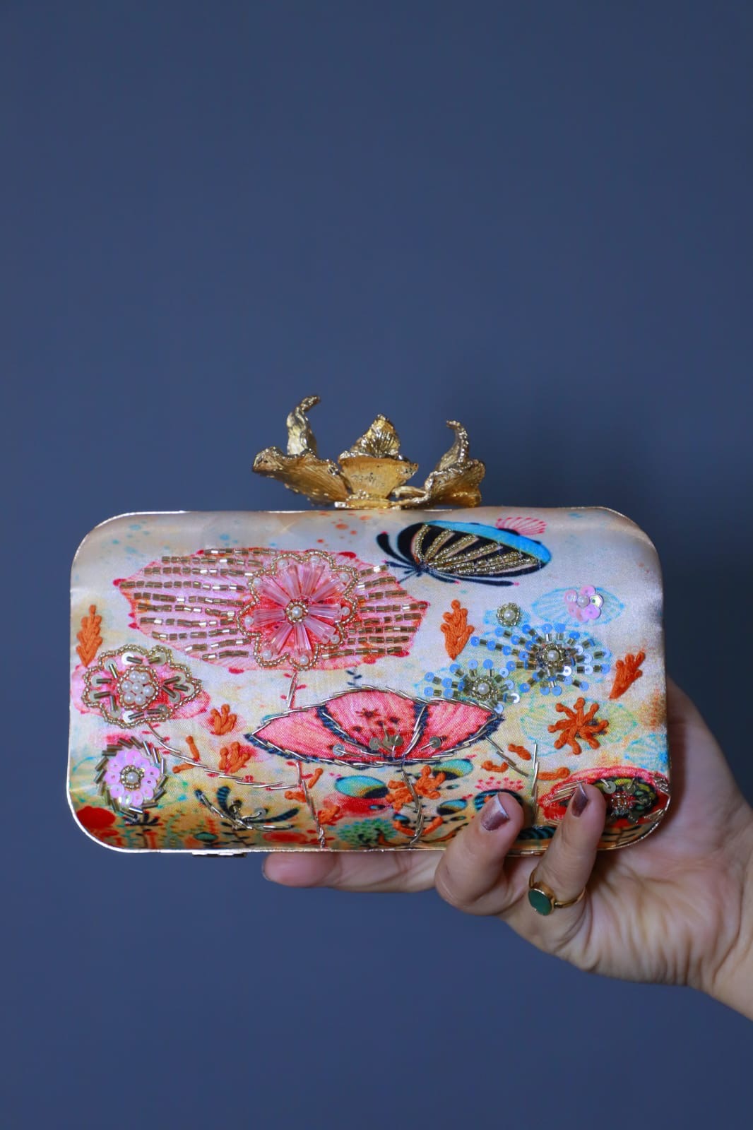 Printed clutch bag