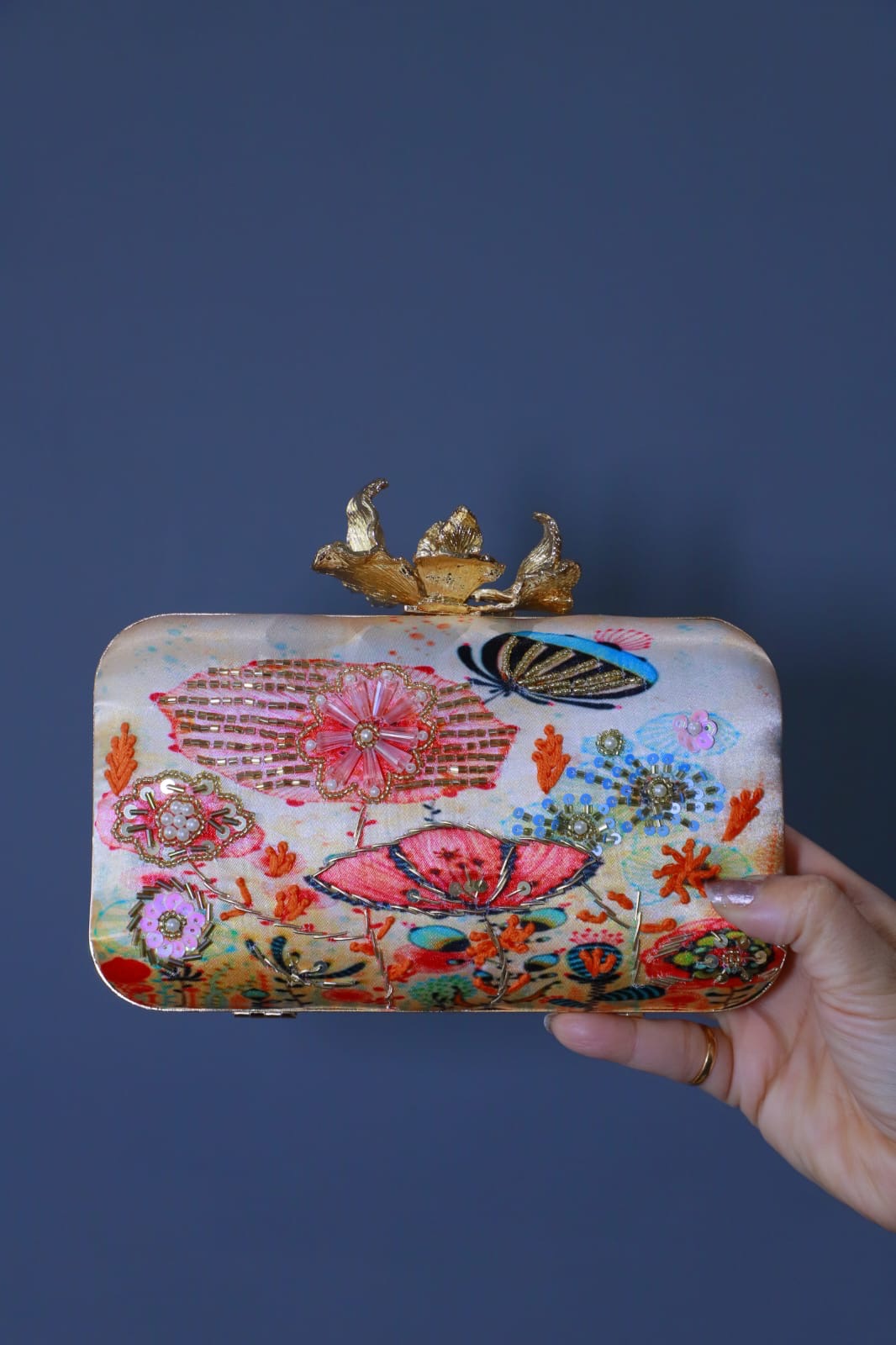 Printed clutch bag