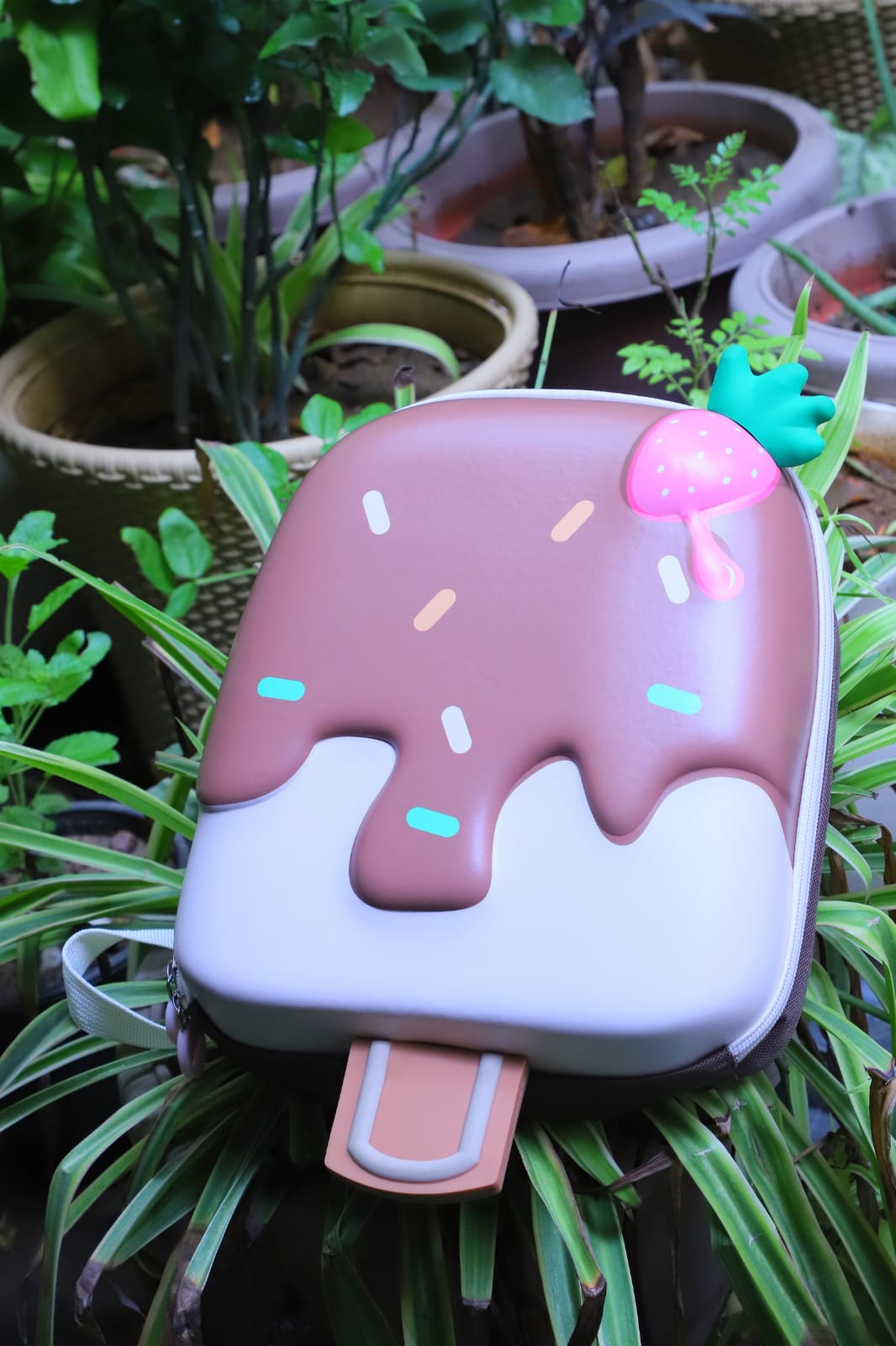 Ice cream shape bag pack