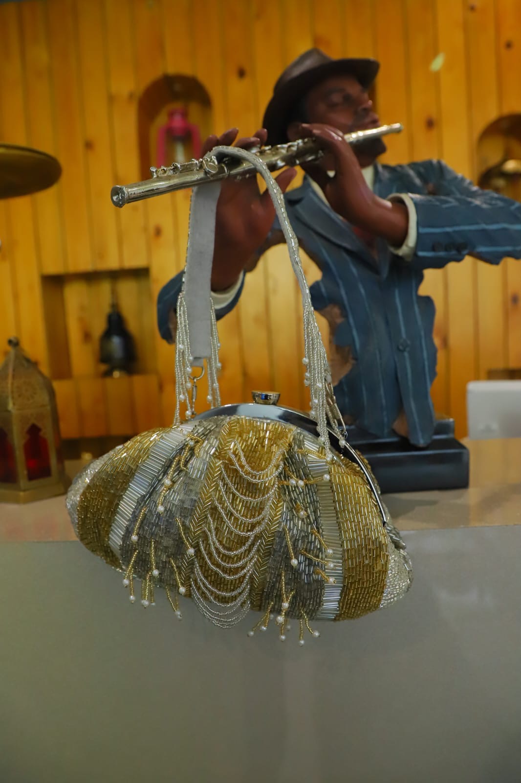 The Silvergold Cutdaana Clutch Bag