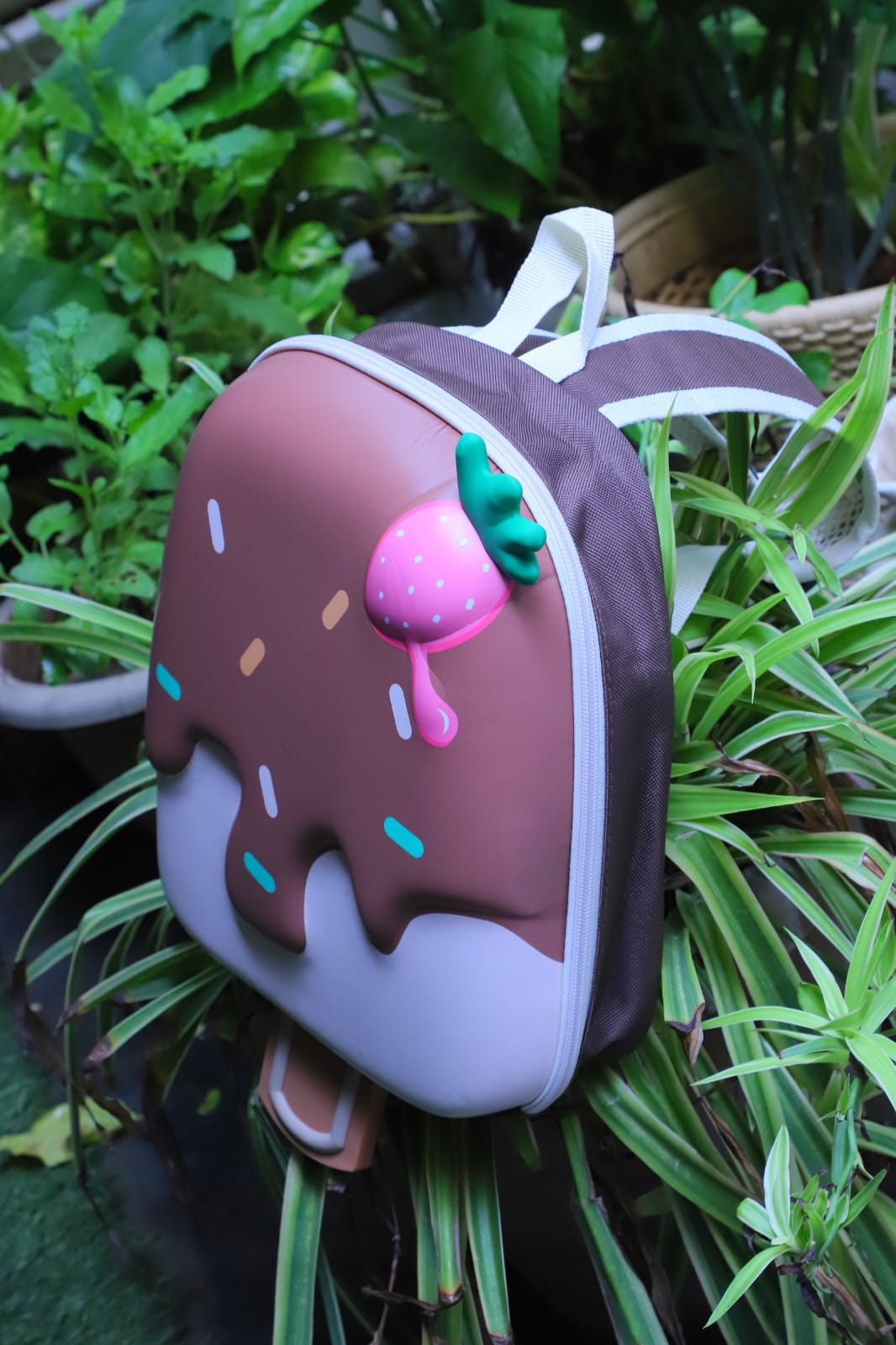 Ice cream shape bag pack