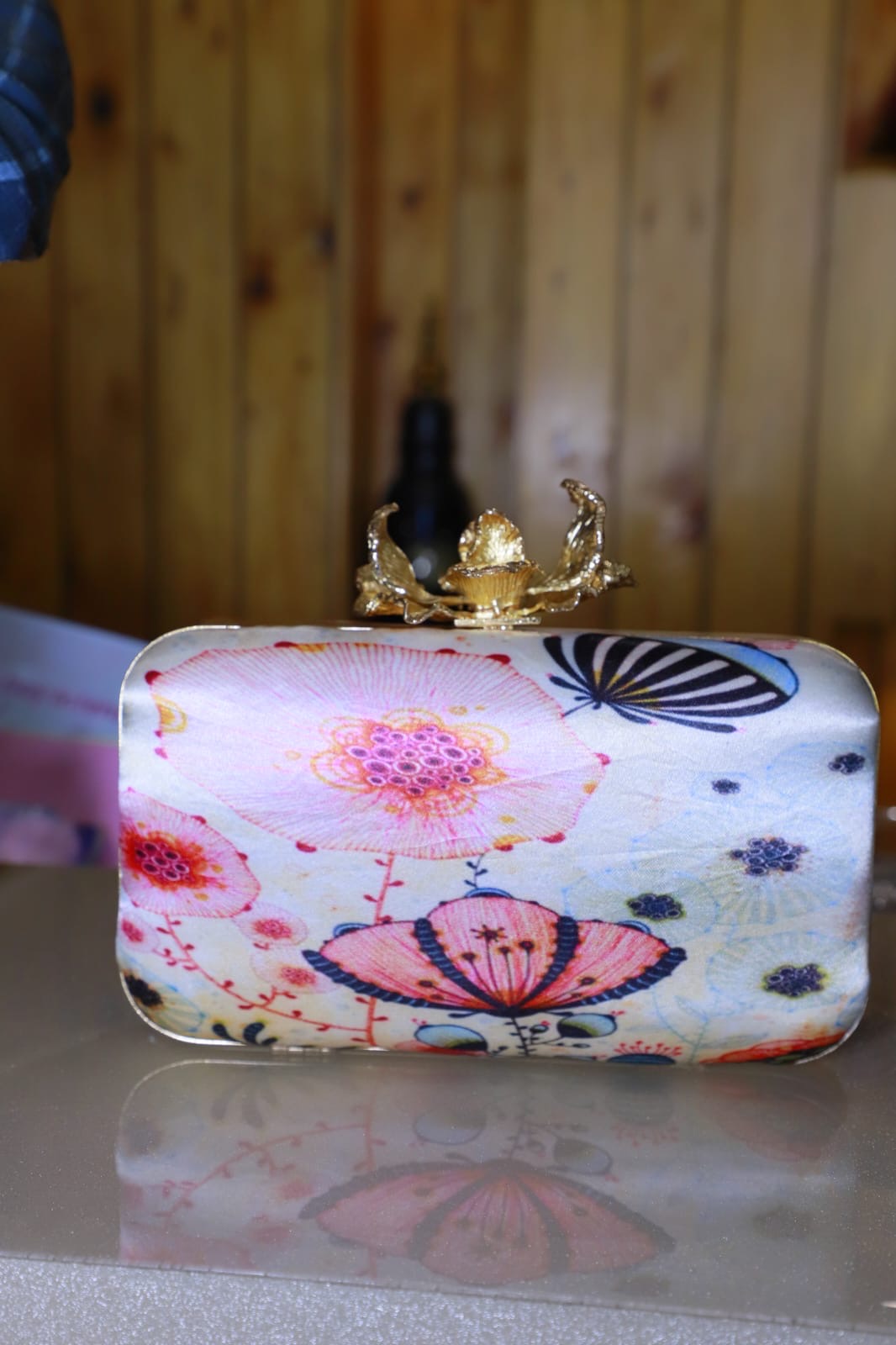 Printed clutch bag