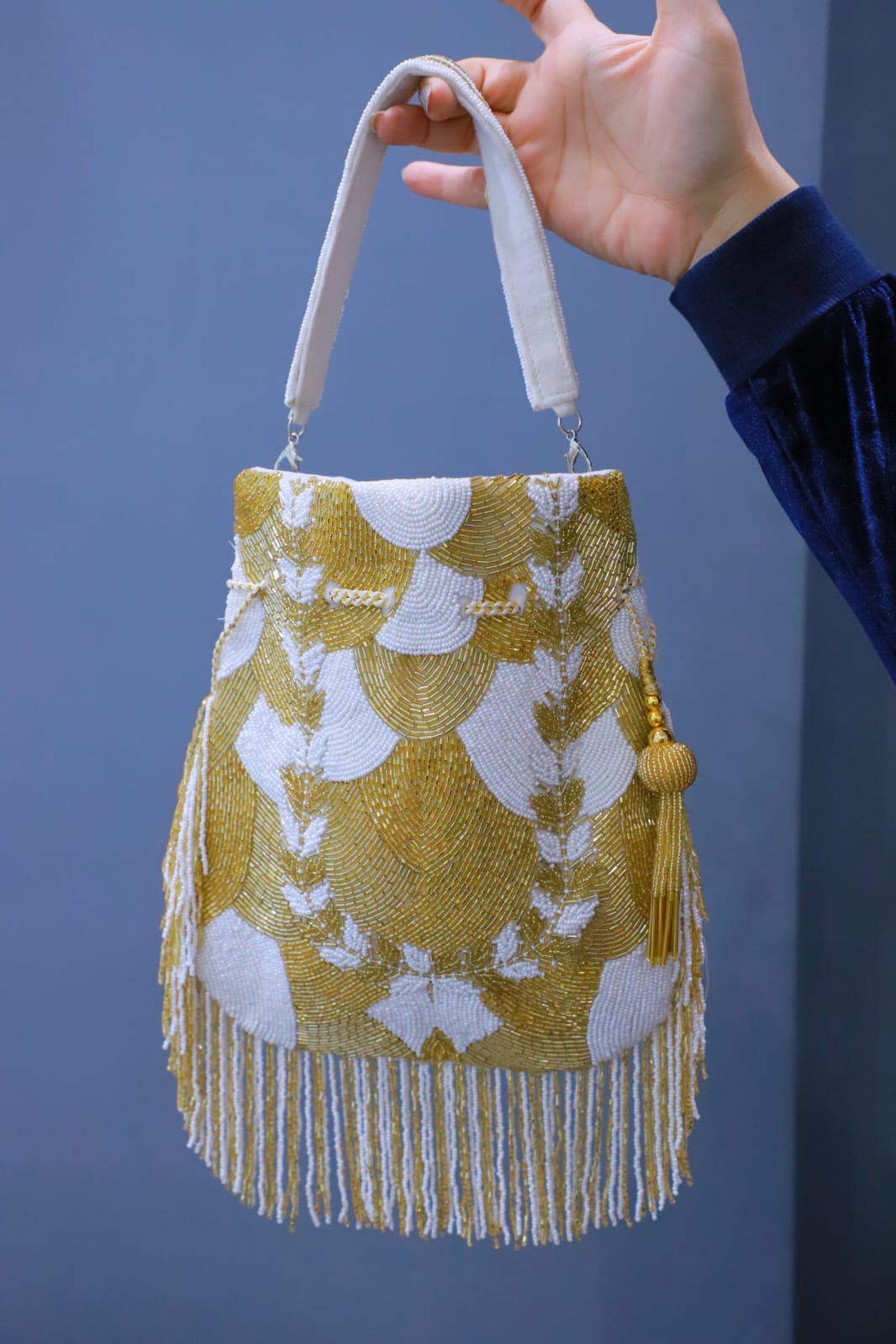 Cutdaana potli bag