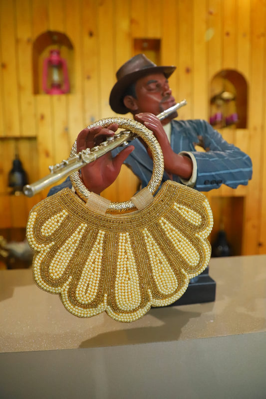 Pearl Elegance Clutch