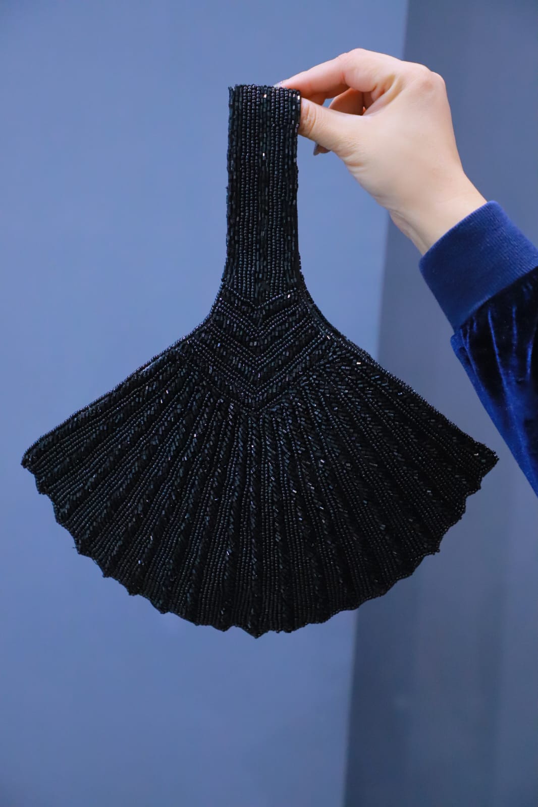 Fan style black potli