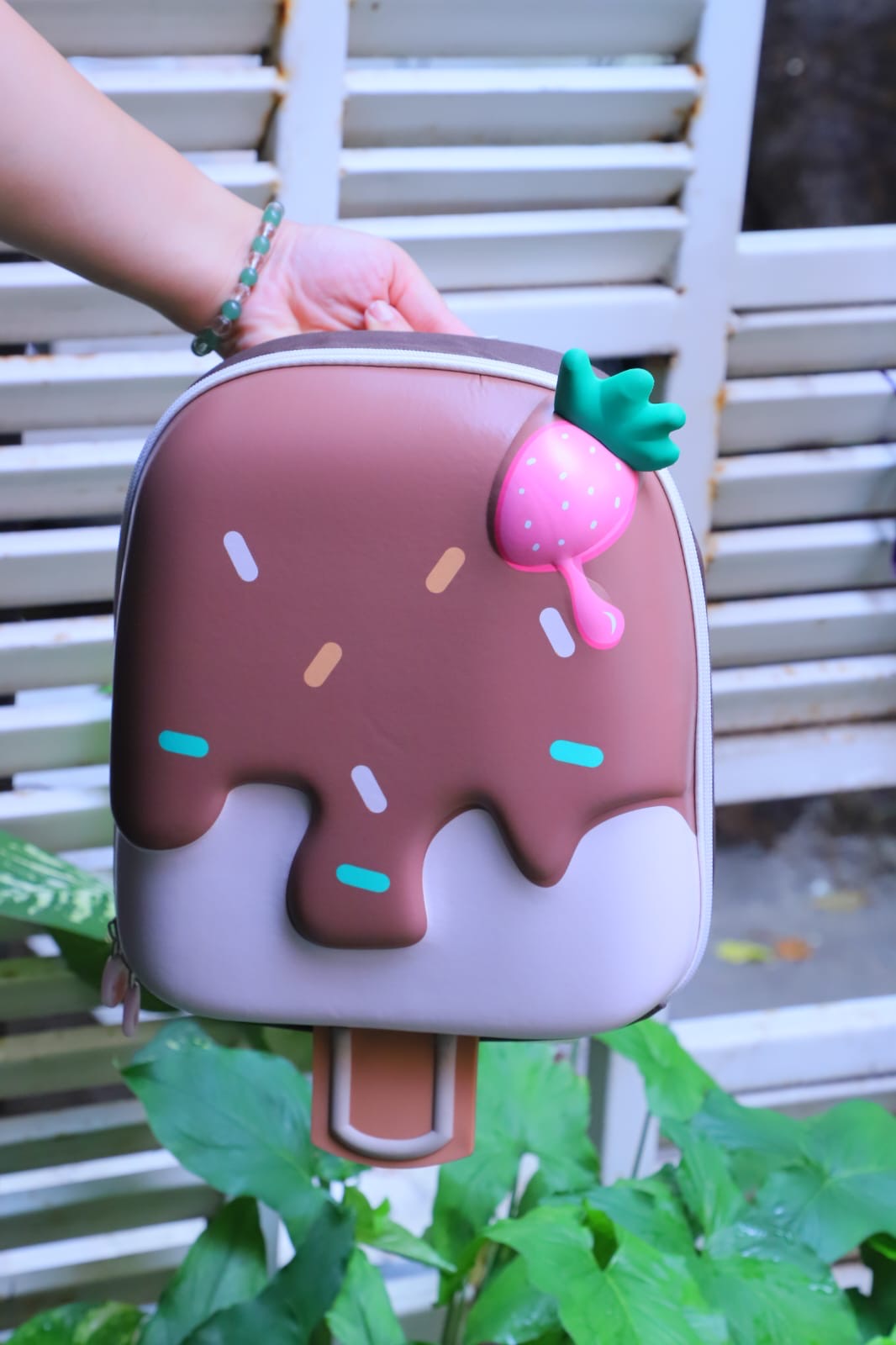 Ice cream shape bag pack