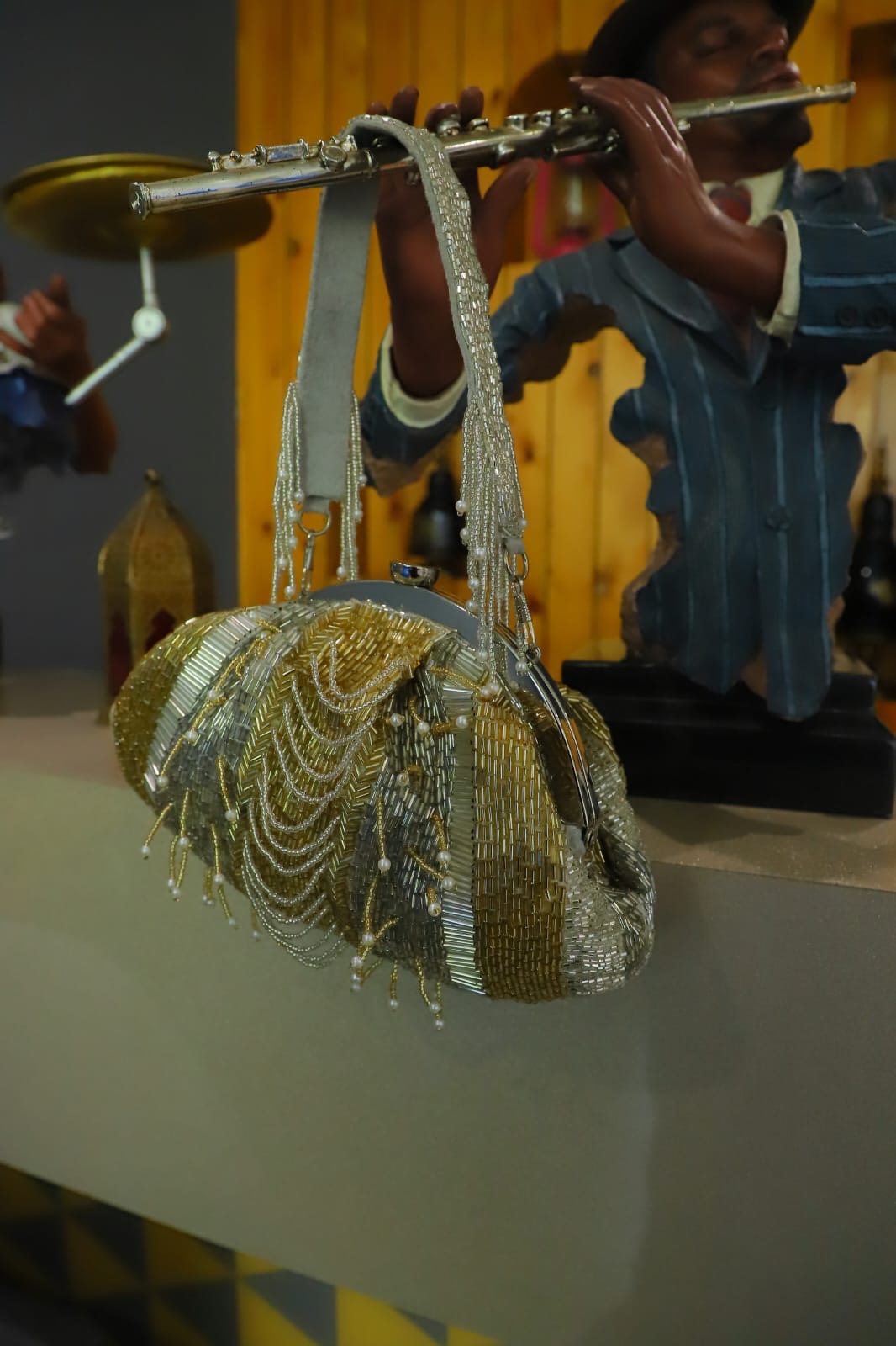 The Silvergold Cutdaana Clutch Bag