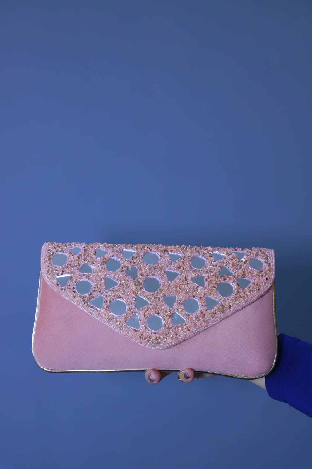 Mirror envelope clutch