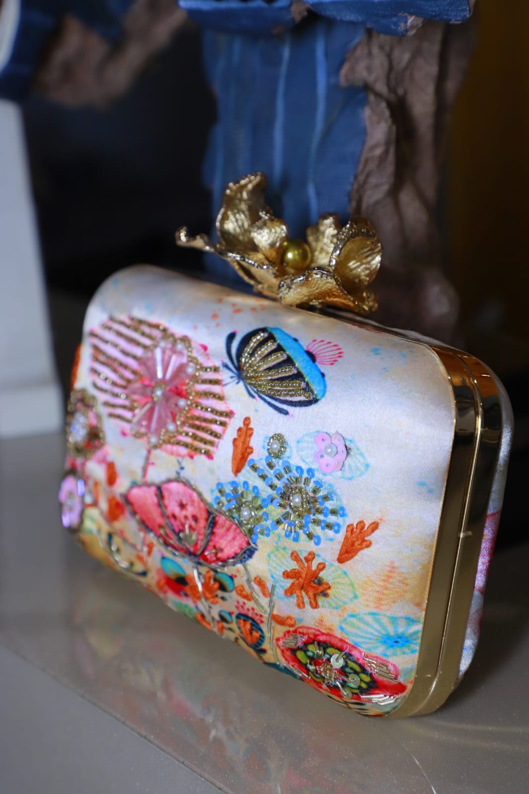 Printed clutch bag