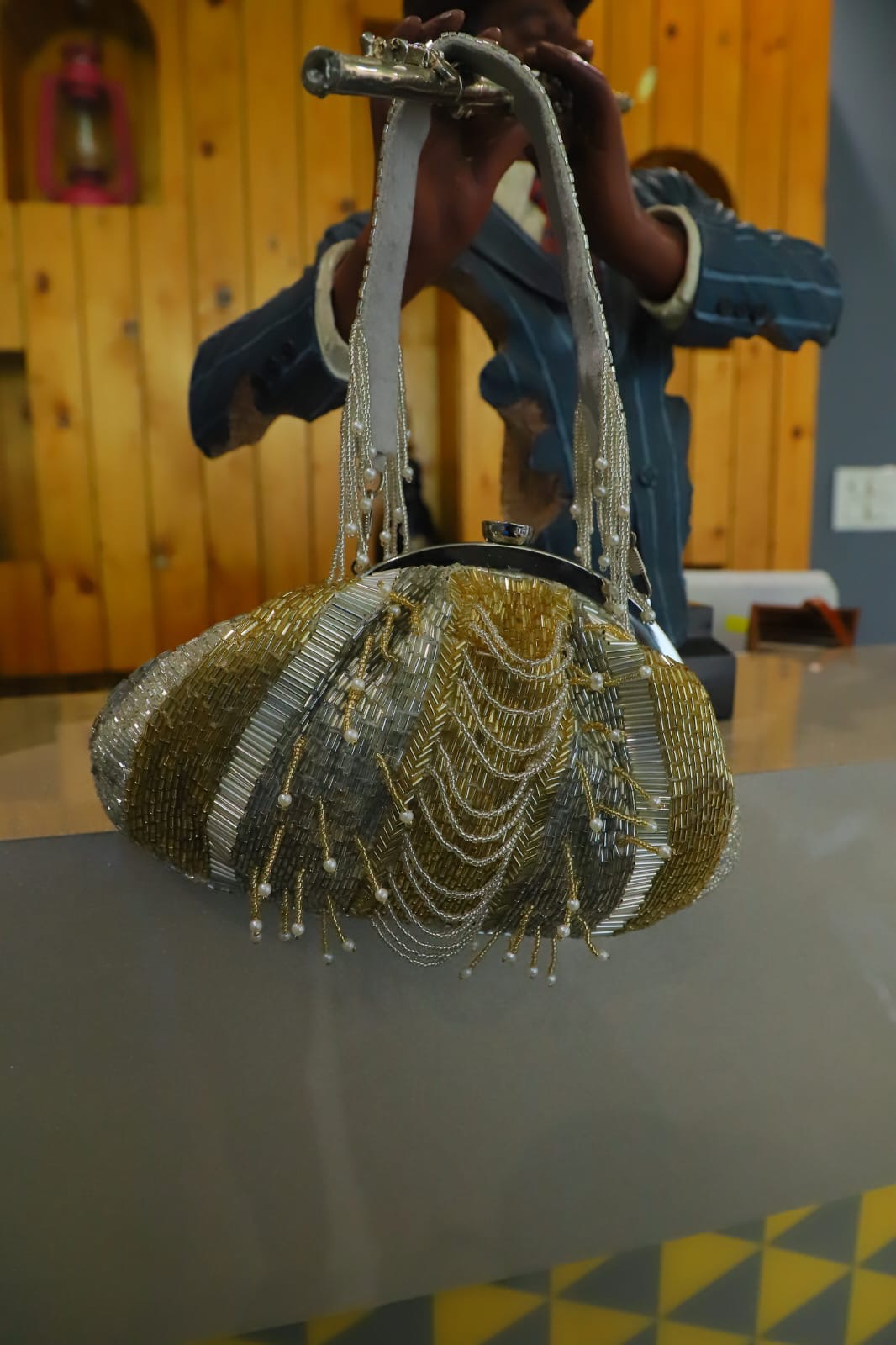 The Silvergold Cutdaana Clutch Bag